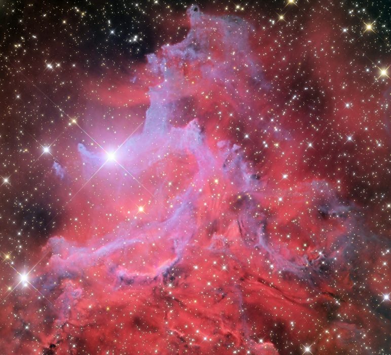 nebulosa-de-la-estrella-flameante